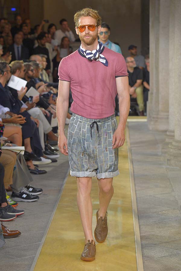 футболка Giorgio Armani 2020